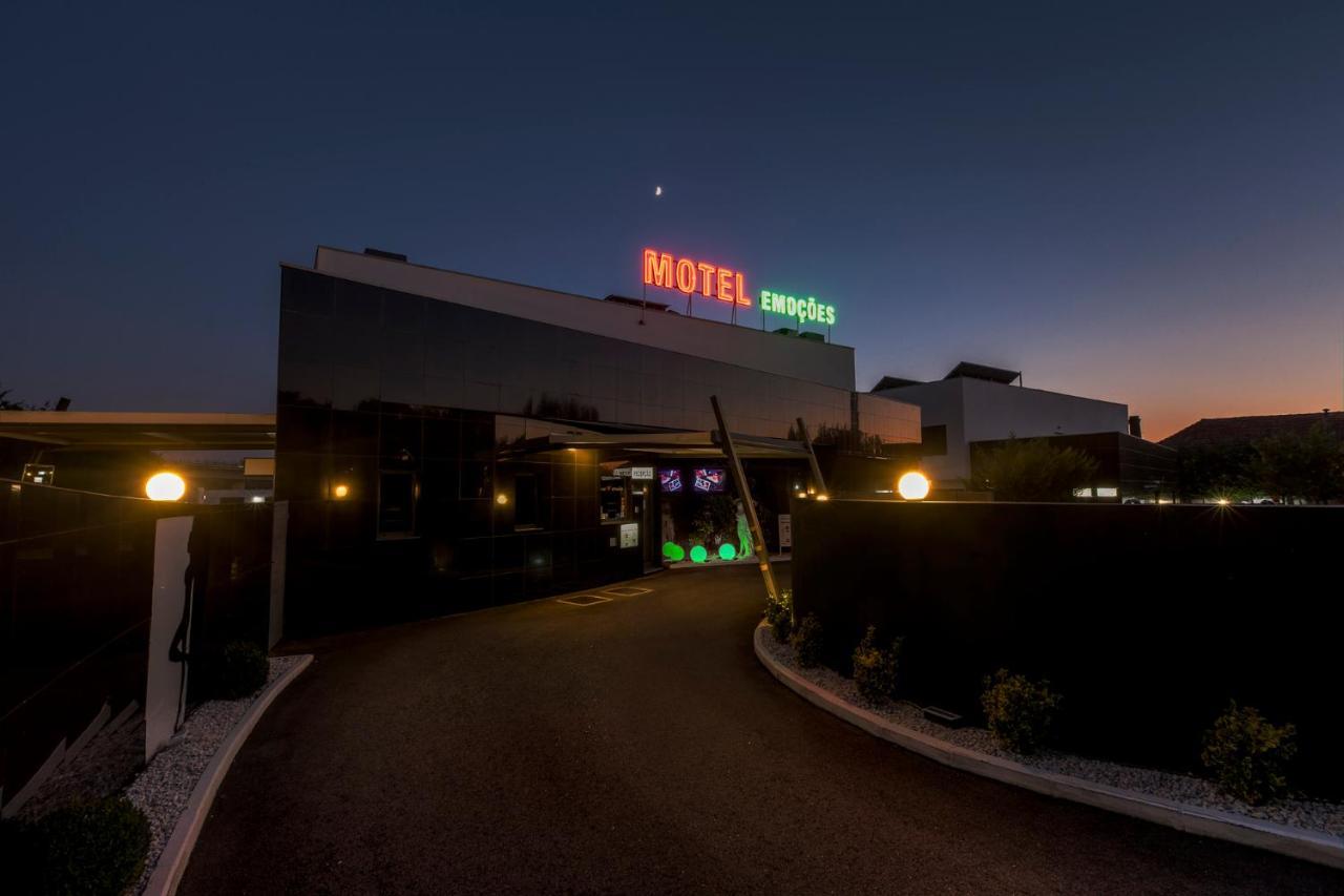 Motel Emocoes Nogueira da Regedoura Bagian luar foto