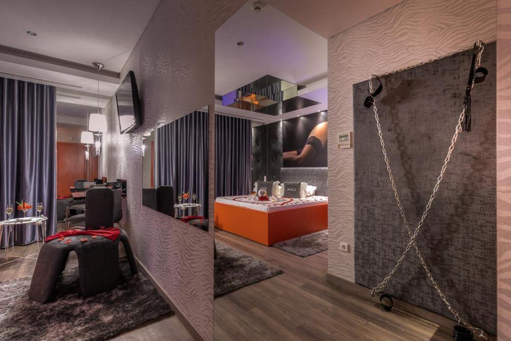 Motel Emocoes Nogueira da Regedoura Bagian luar foto